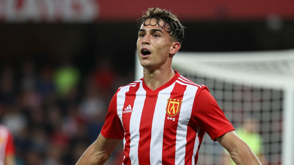 Crewe Alexandra are closing in on a loan deal for Sheffield Wednesday forward Charlie McNeill