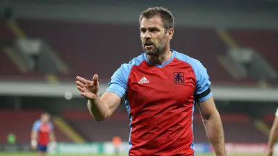 Crewe Alexandra confirmed two loan signings: 20-year-old midfielder Kyle Ure from Celtic and central defender Josh...